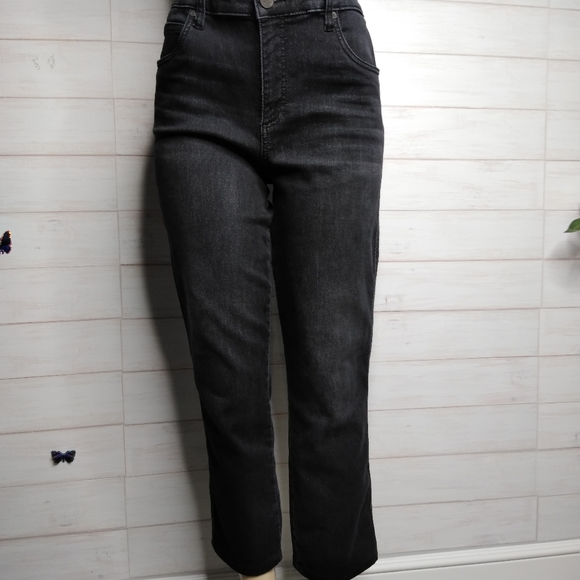 Kut from the Kloth Denim - Kut High-Rise Ankle Slim Straight leg jeans